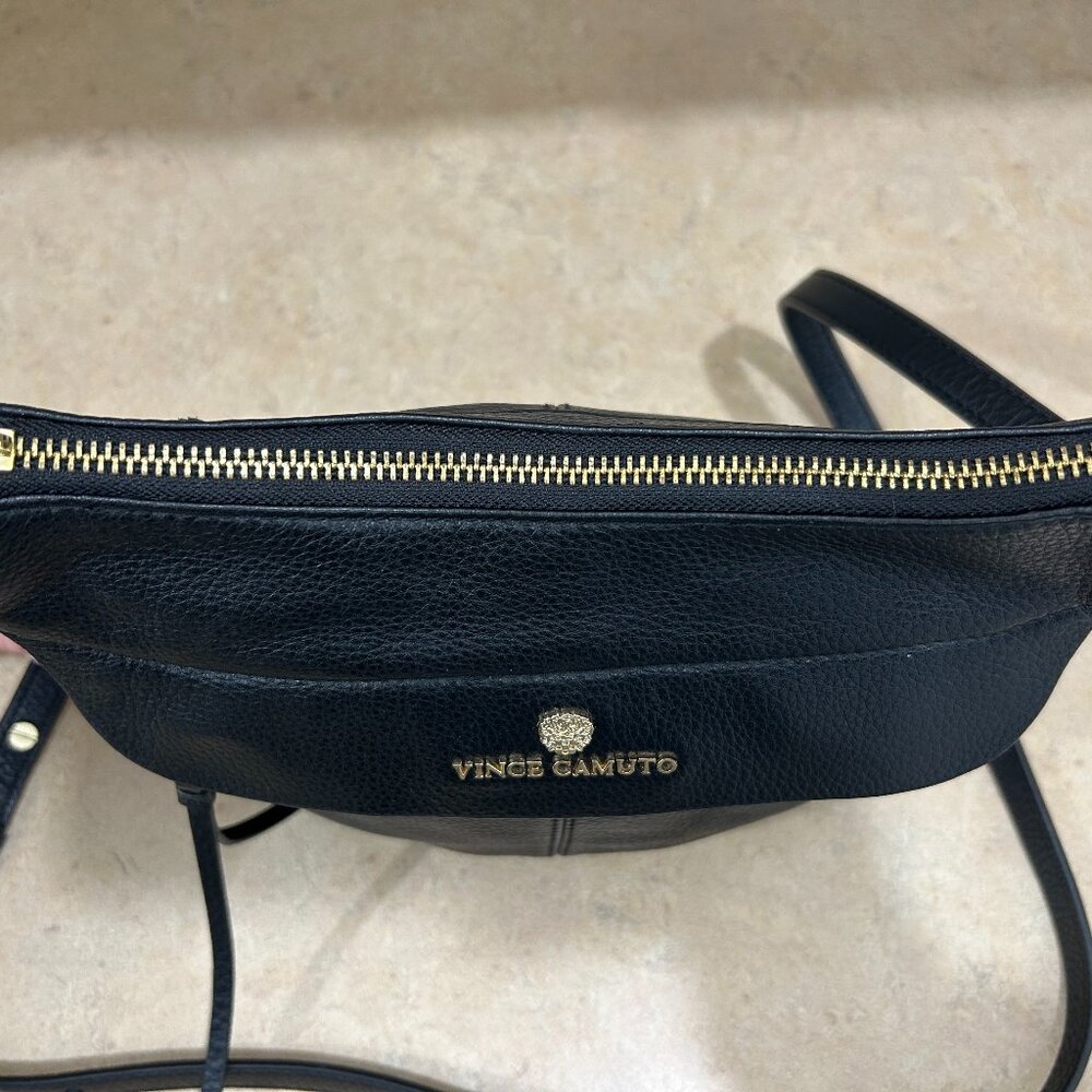 Vince Camuto black pebbled leather crossbody bag with gold-tone hardware - Picture 5 of 5